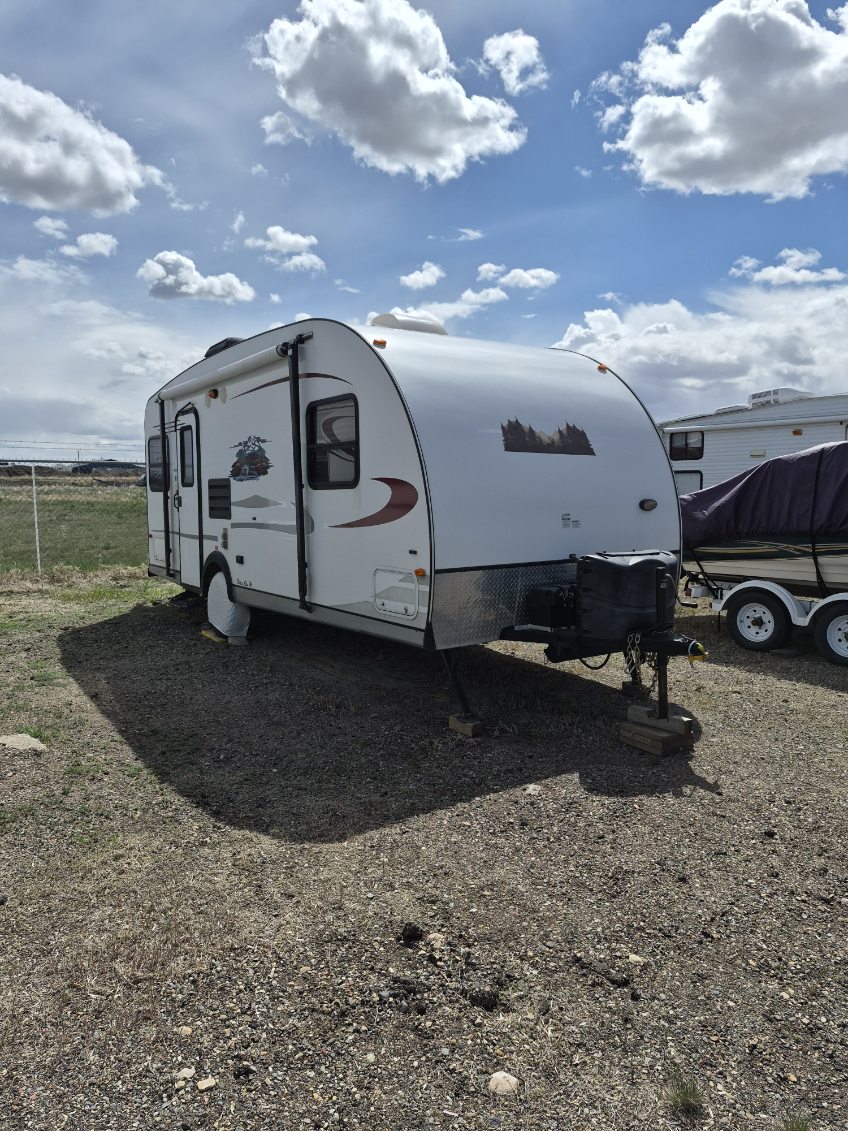 2013 GULF STREAM 19ERD