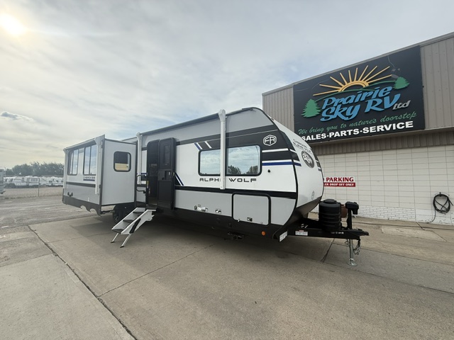 2027 ALPHA WOLF 28RLX