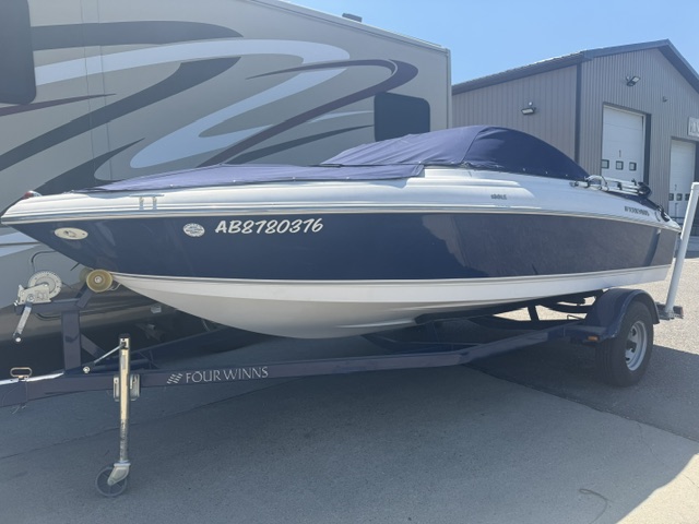 2011 FOUR WINNS H180LE BOAT